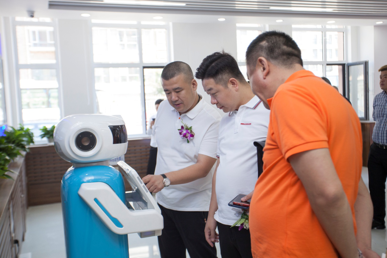 1724816421907.png 1565770562373802.png